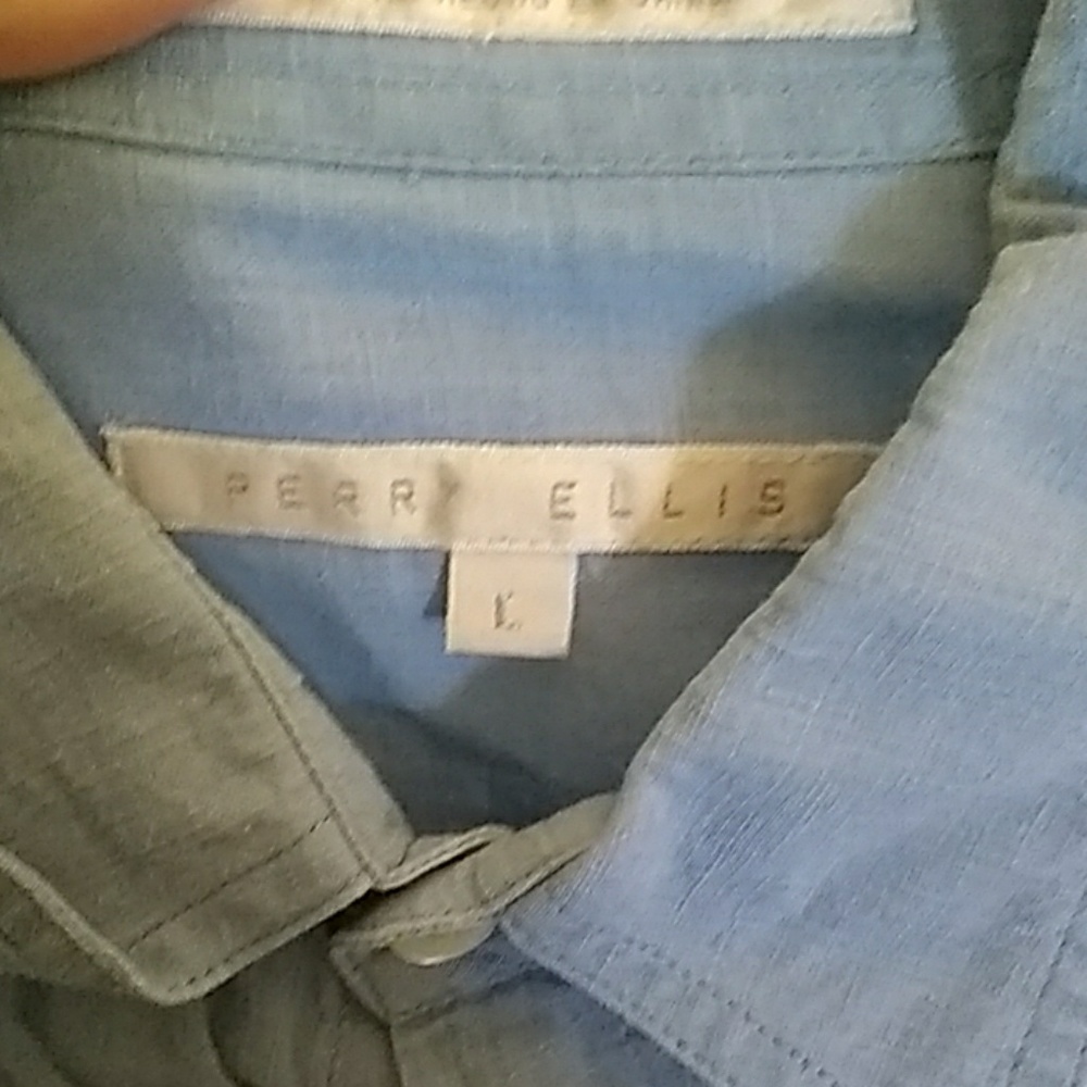 Perry Ellis Mens Top